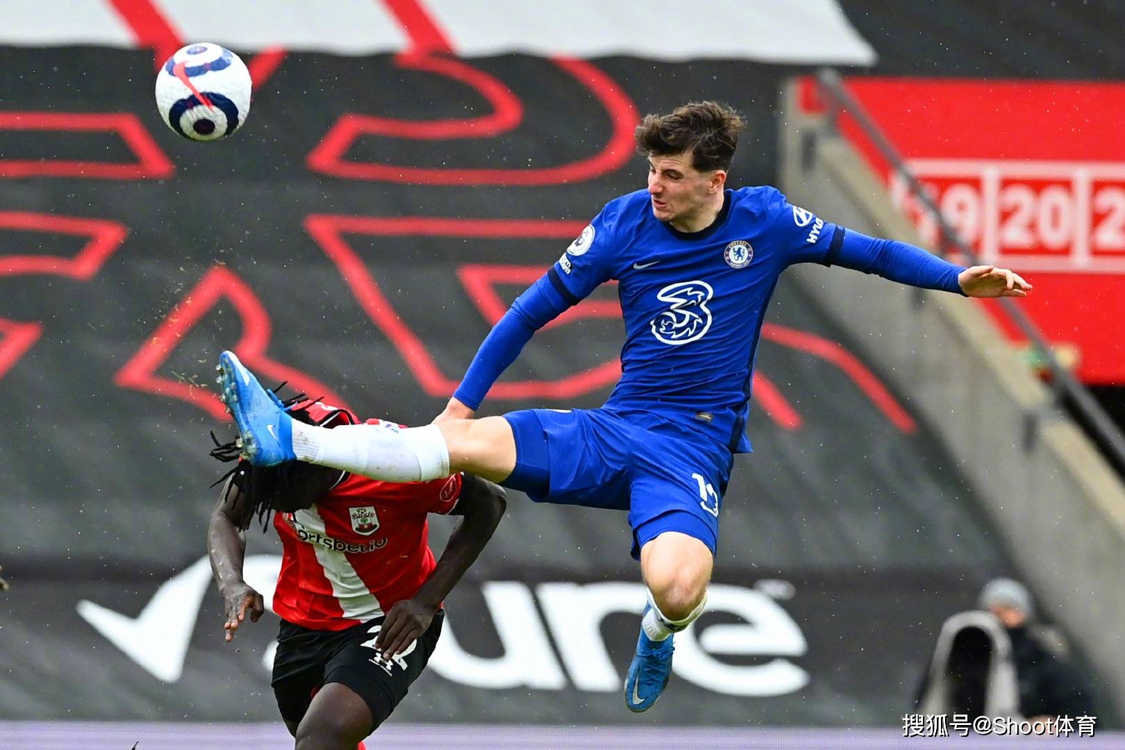 包含切尔西内部会议纪要流出：今晨防线松动，西甲使命明确，数据趋势出现新变化的词条-LOL英雄联盟竞猜